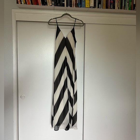 New CHRISTOPHER JOHN ROGERS X TARGET Chevron Dress Sleeveless Black White - Picture 4 of 9